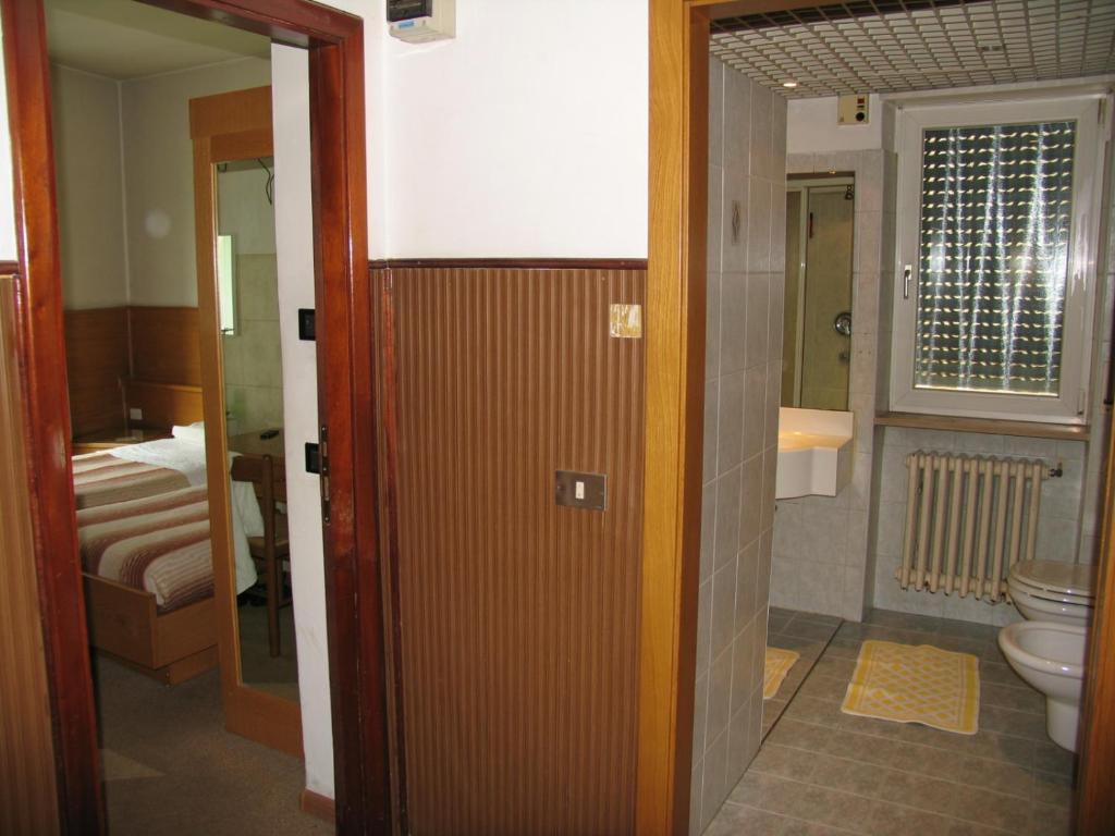 Hotel Oasi Trento Exterior foto